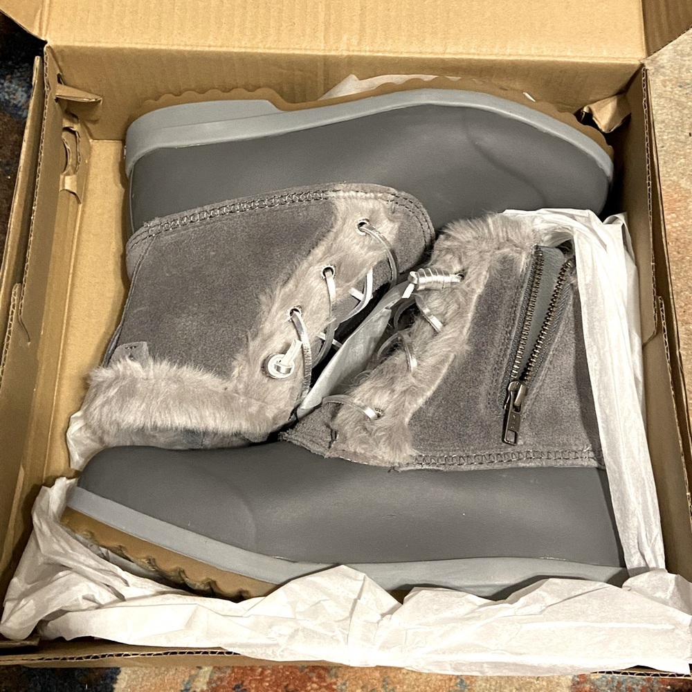 Sperry Winter Boots